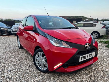 TOYOTA AYGO 1.0 VVT-i x-pression x-wave Euro 5 5dr Euro 5